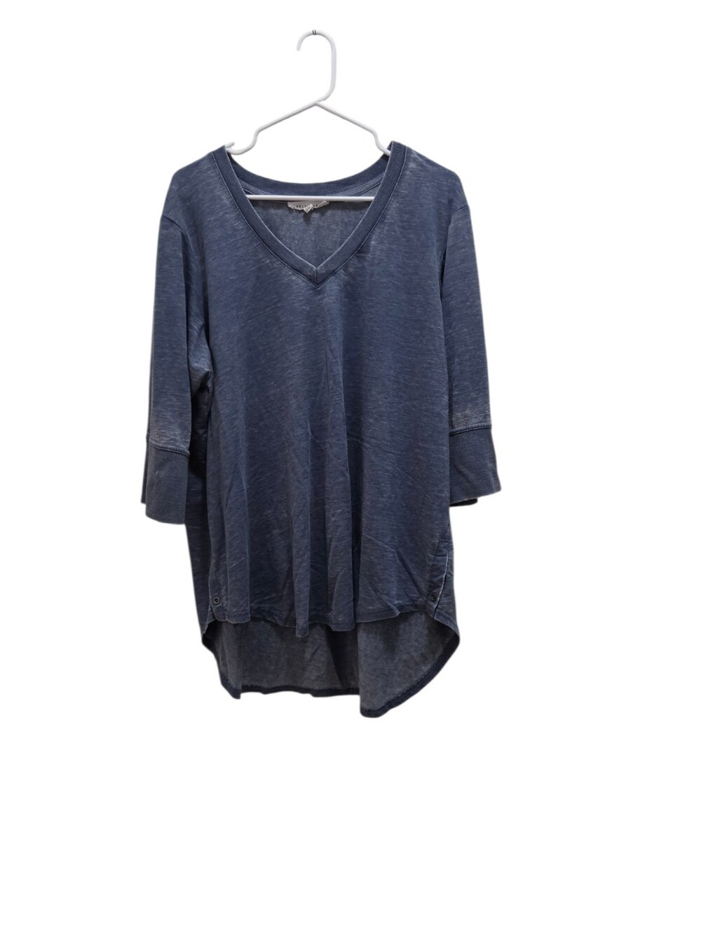 Jane and Delancey Washed Navy V-Neck Tunic Top Button Details Plus 1X Hi Low Hem